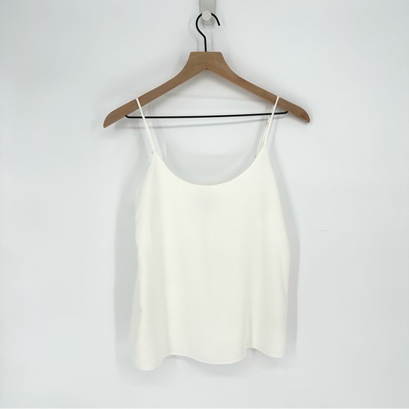 Basic Designer Bundle 4 Pieces Tops and Dress Size XS - S Everlane AG Nordstrom - Picture 3 of 10